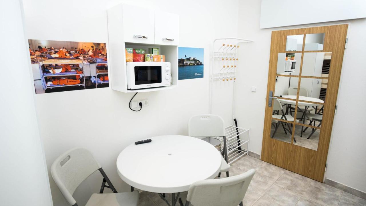 Prison - Get Locked Up In Centre Of Apartment *