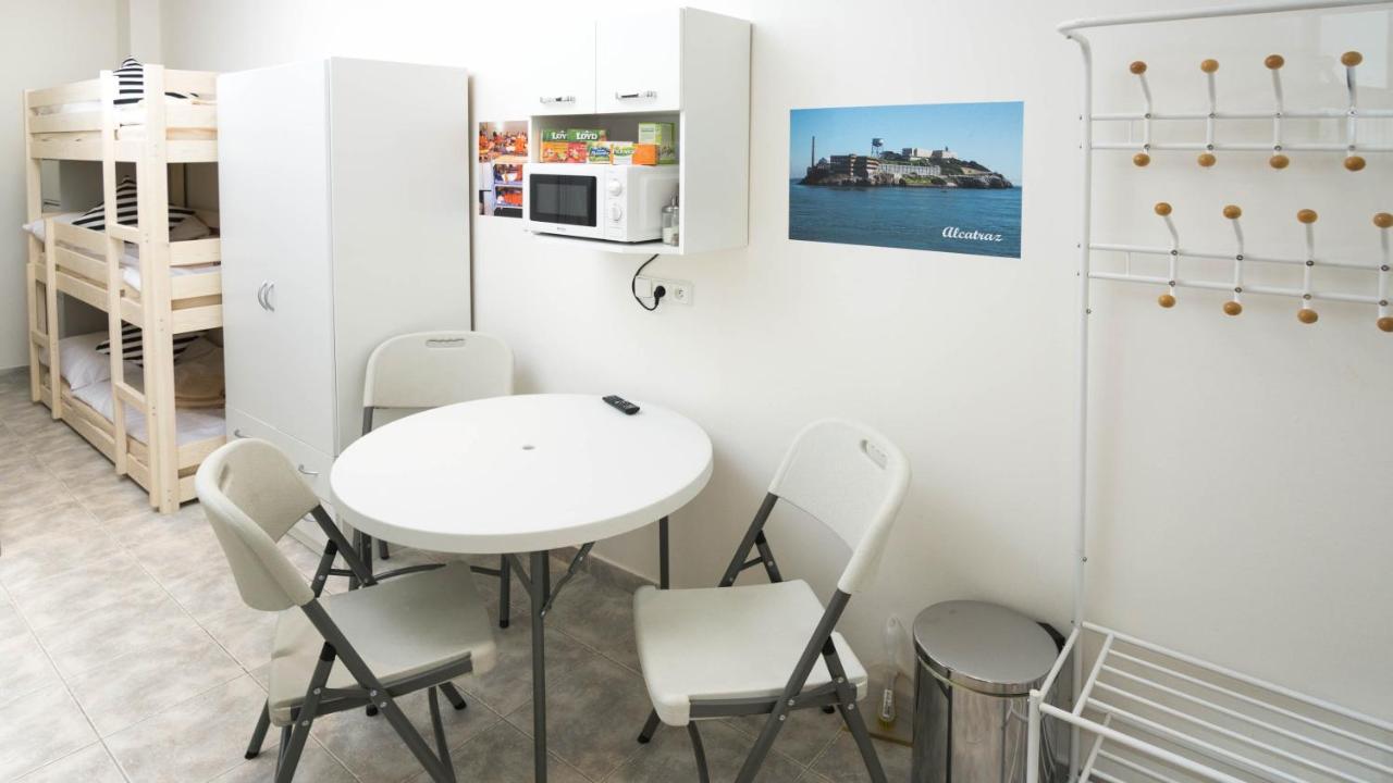 Apartment Prison - Get Locked Up In Centre Of *