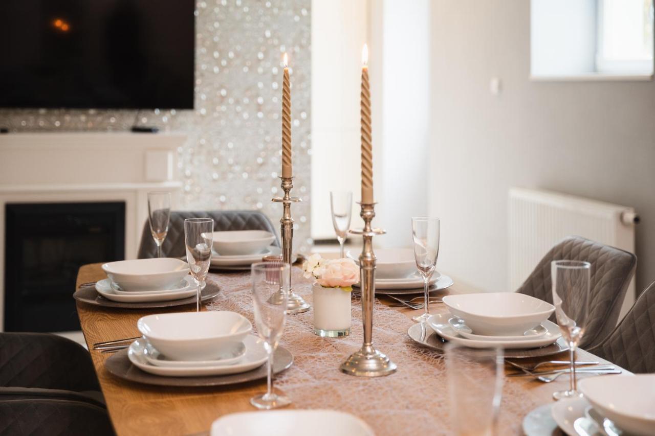 Luxury 150m2 On Wencelas Square With Private Garage * Prag