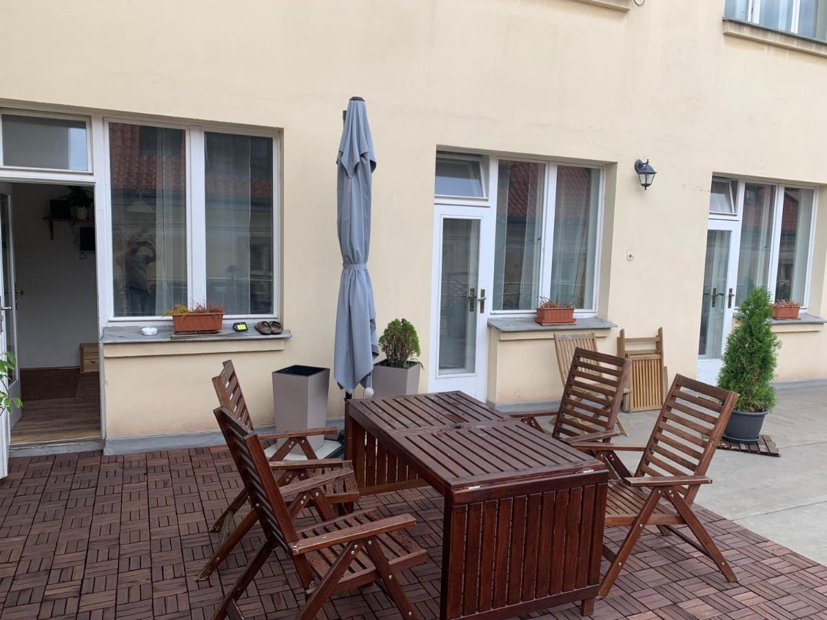 Apartment Anenska By Charles Bridge 2 *