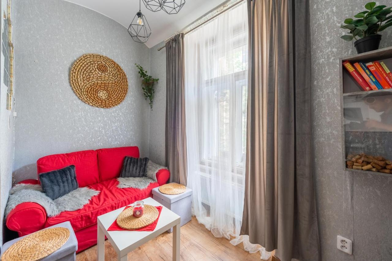 Zizkov Apartment *