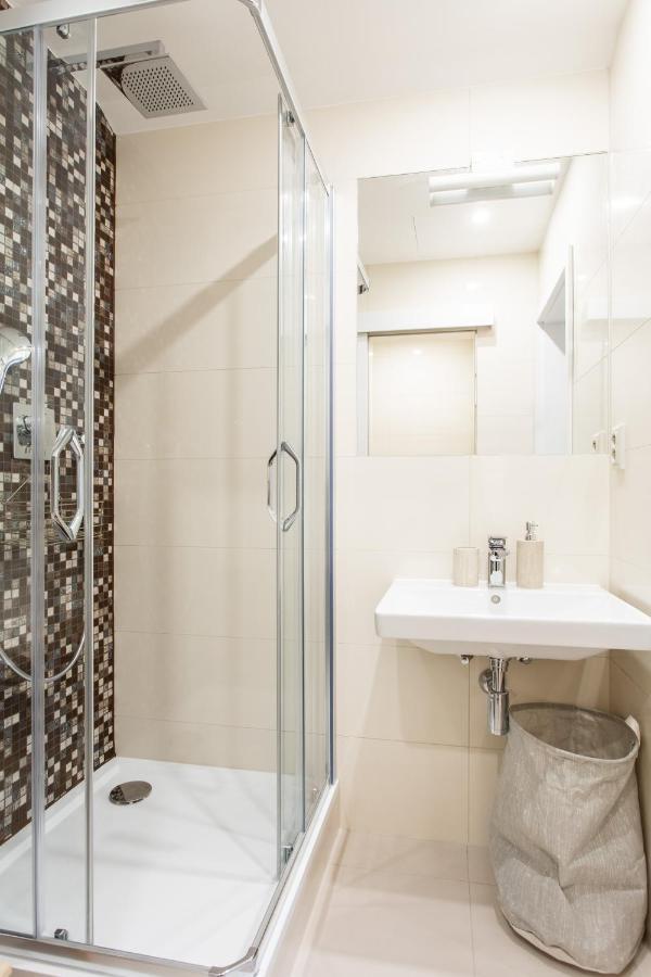 Apartment Cozy Modern In Prague's Absolute Center Prague