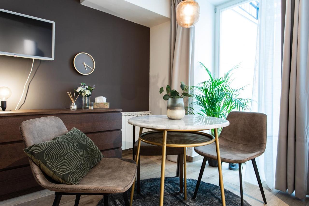 Cozy Modern In Prague's Absolute Center Prague