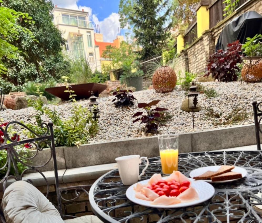 Amazing Flat With Garden, Vinohrady Near Center Lejlighed Prag