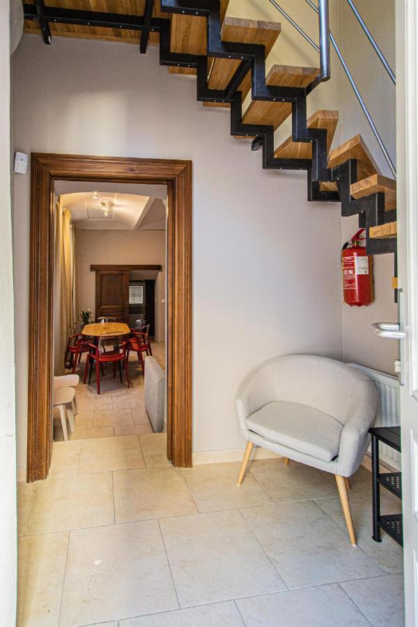 Apartment Modern And Spacious In Center