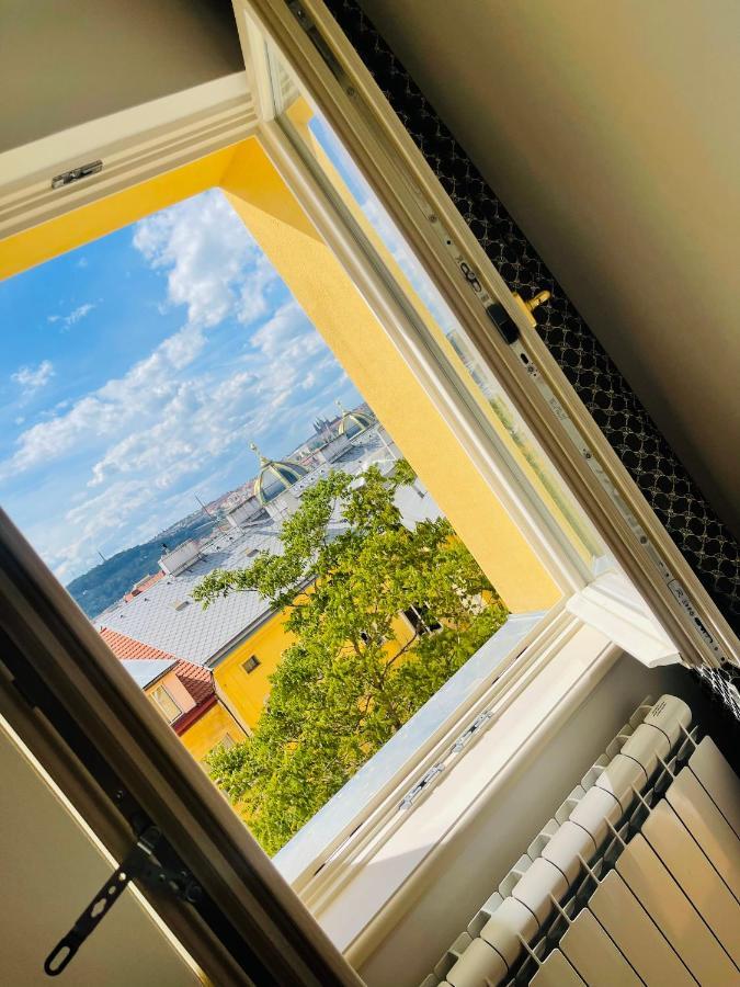 Apartment Smile Studio Prag