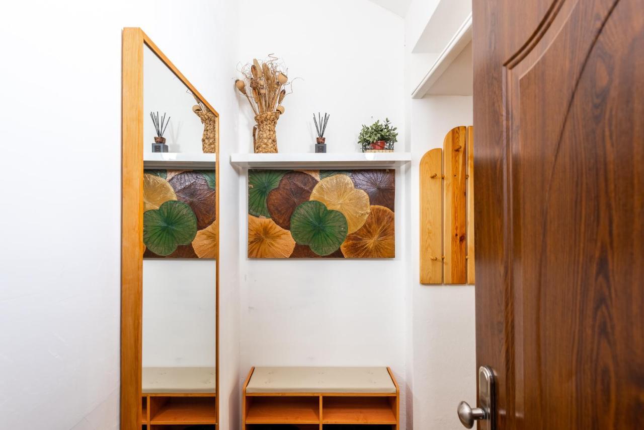 Zizkov Apartment