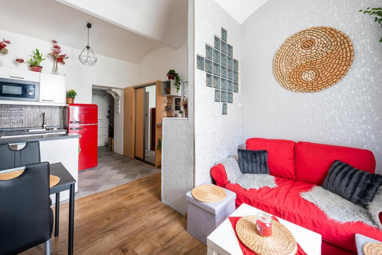 Zizkov Apartment *