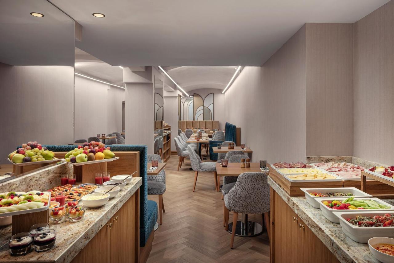 Allure & Hotell Prag