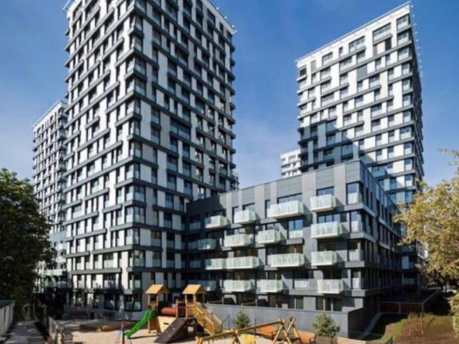 Garden Tower - Zimni Zahrada Lägenhet