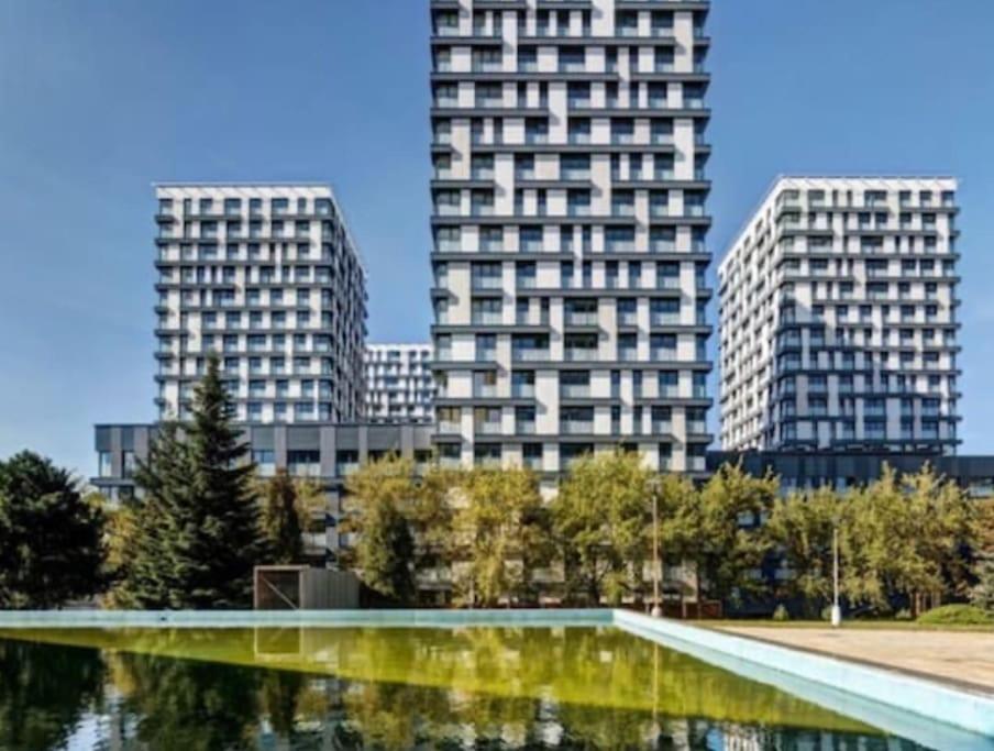 Garden Tower - Zimni Zahrada Lägenhet *