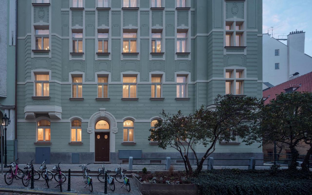 Hotell Allure & 4*