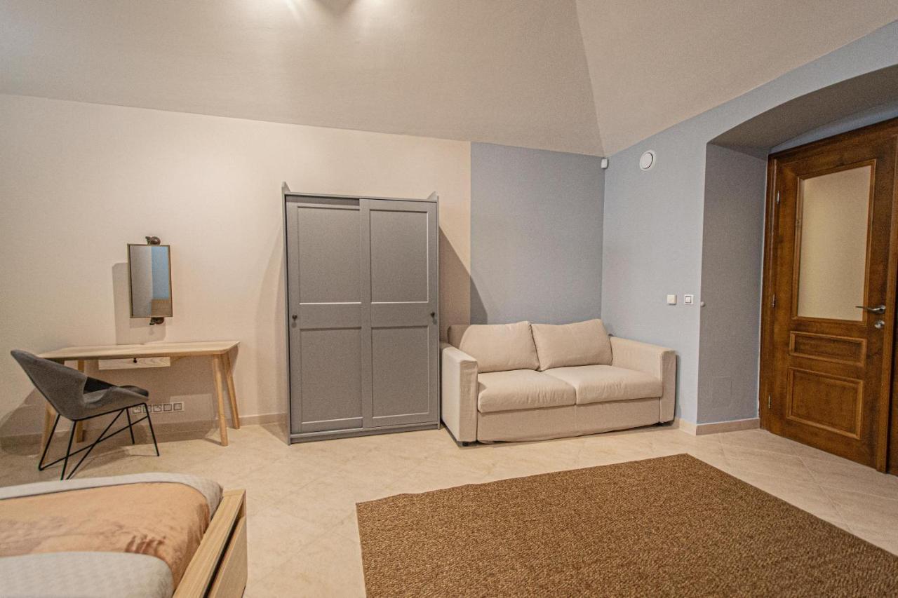 Modern And Spacious In Center * Prag
