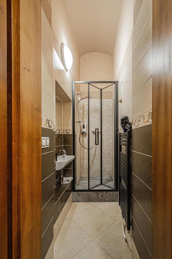 Modern And Spacious In Center * Prag