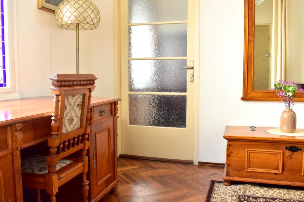 Apartment Old Town Konviktska - Bohemian Prague