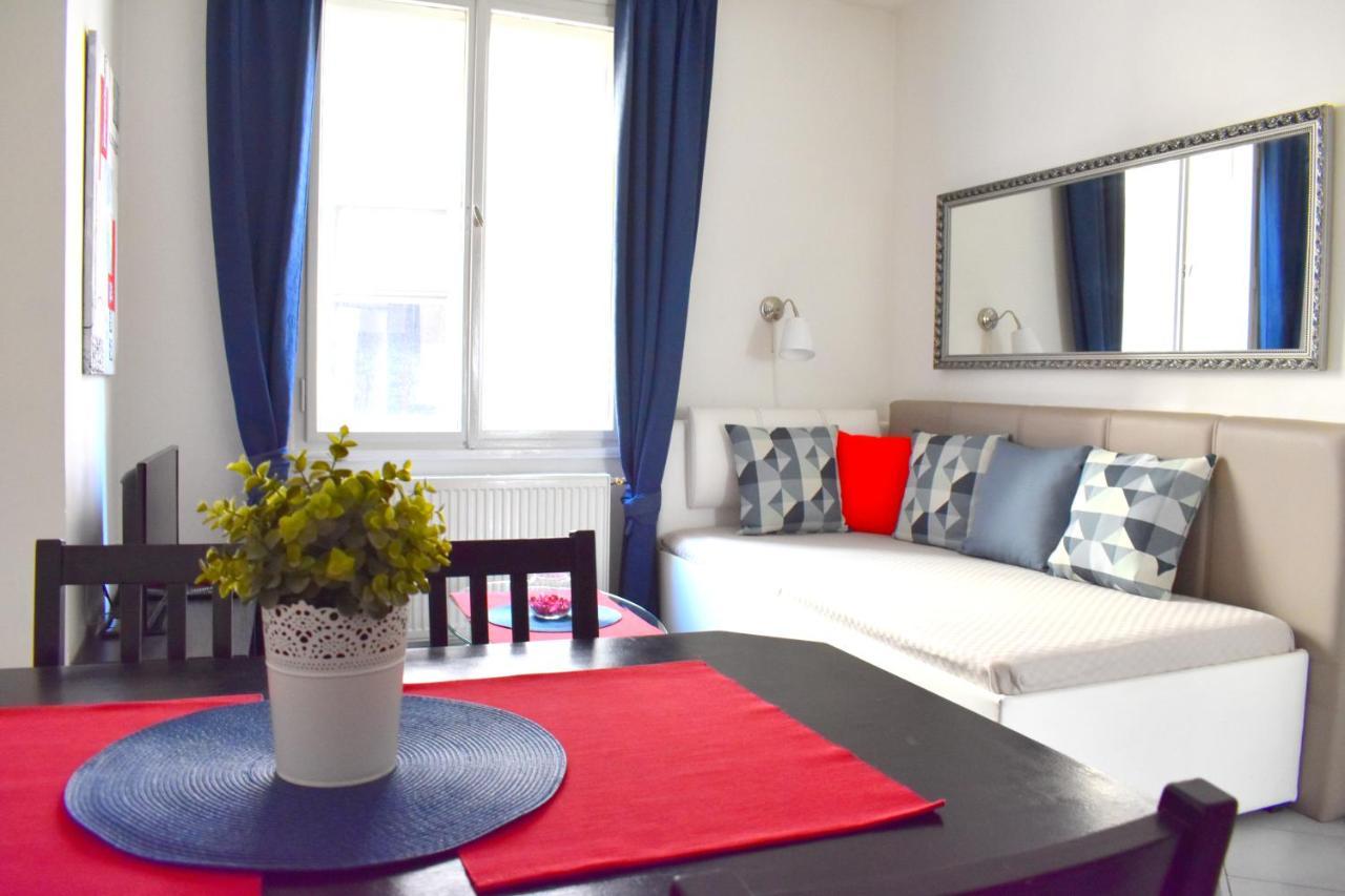 Old Town Konviktska - Bohemian Apartment *