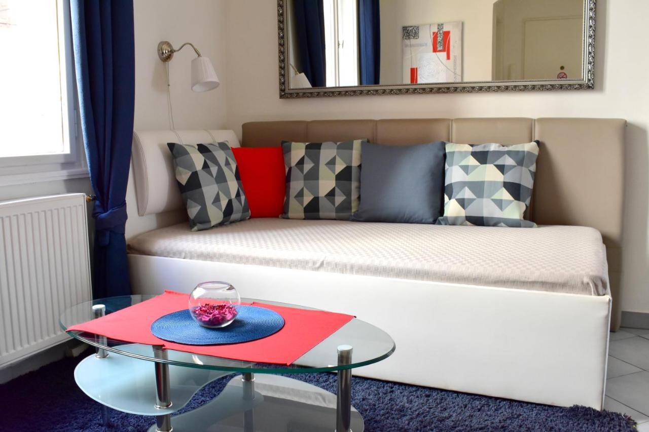 Old Town Konviktska - Bohemian Apartment Prague