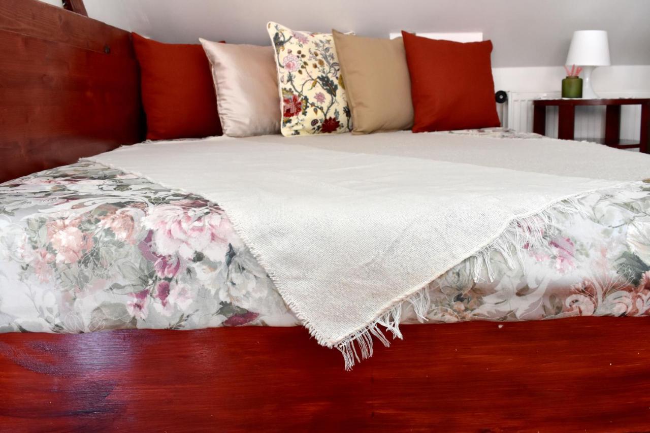 Old Town Konviktska - Bohemian Apartment Prague