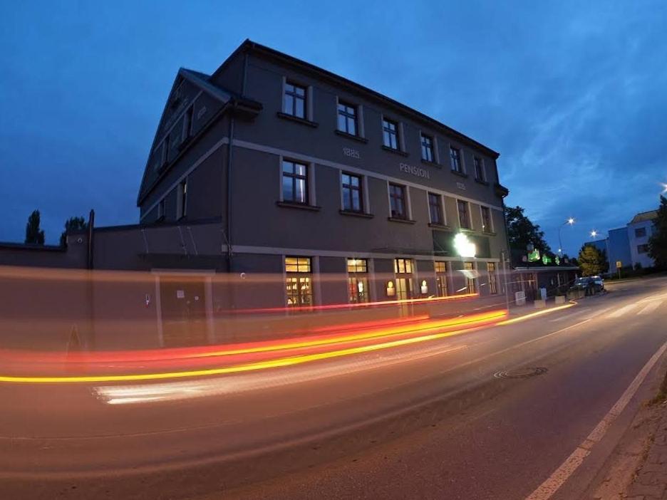 Hotell Sun-house Pension&restaurant -parkingfree- 3*