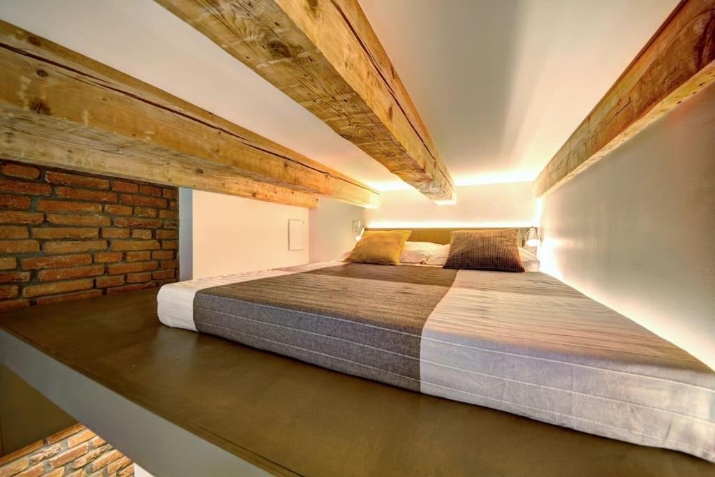 Central Studio - Andel * Prag