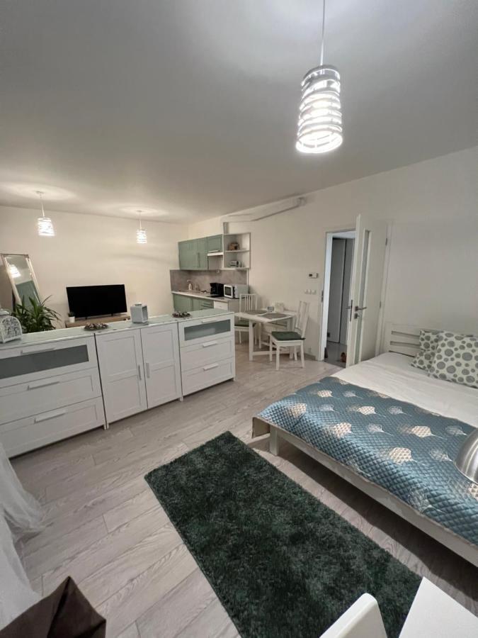 Apartmán Free Parking In Garage Karolina Plazza, New Cosy With Need