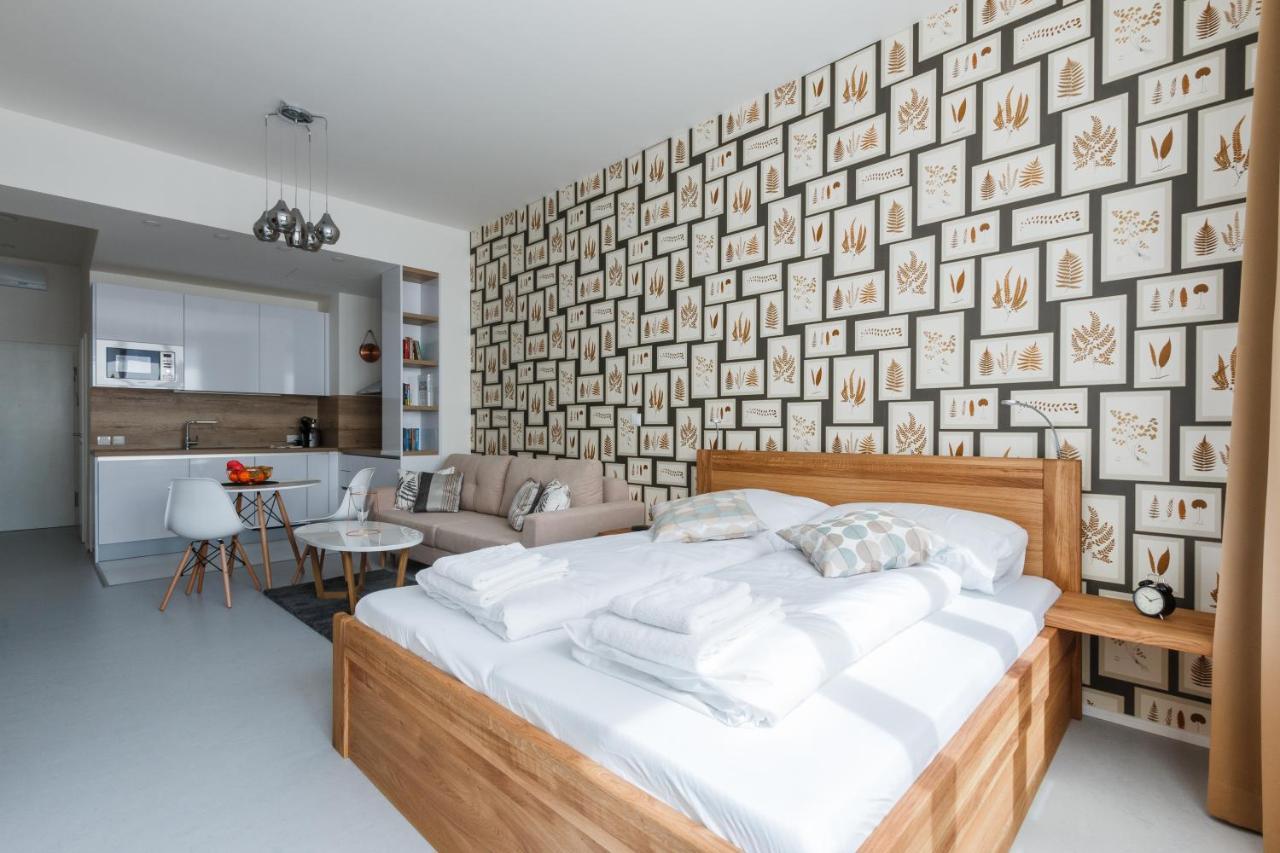 Designer Studio In New Town By Days * Prag