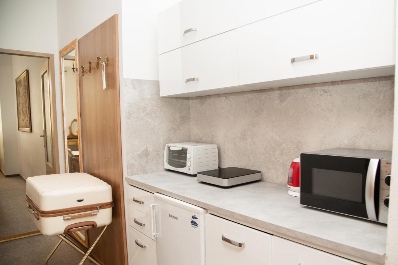 Apartment Bank Invest