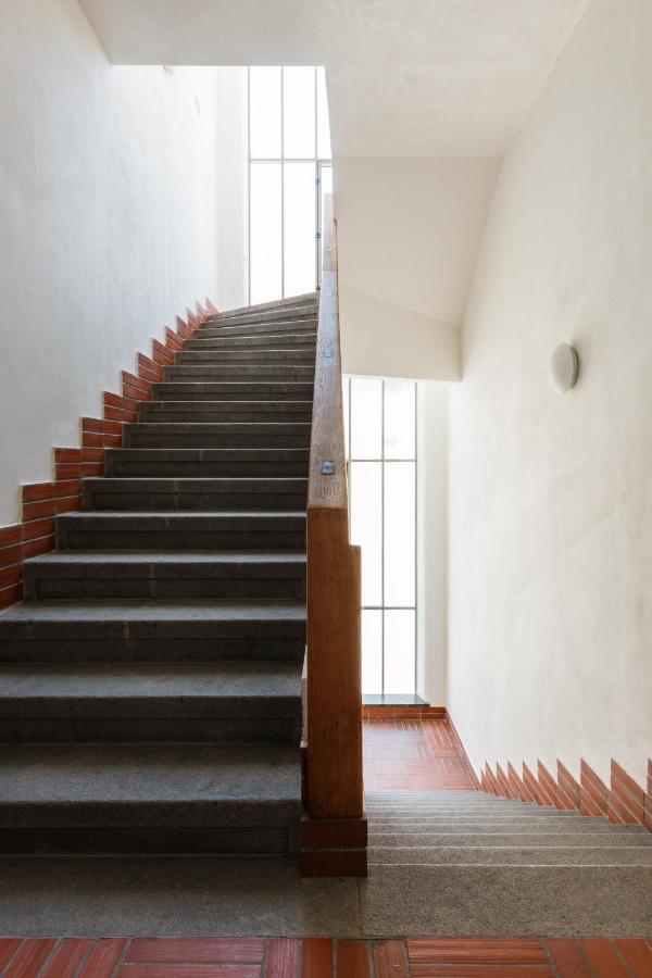 Designer Studio In New Town By Days * Prag