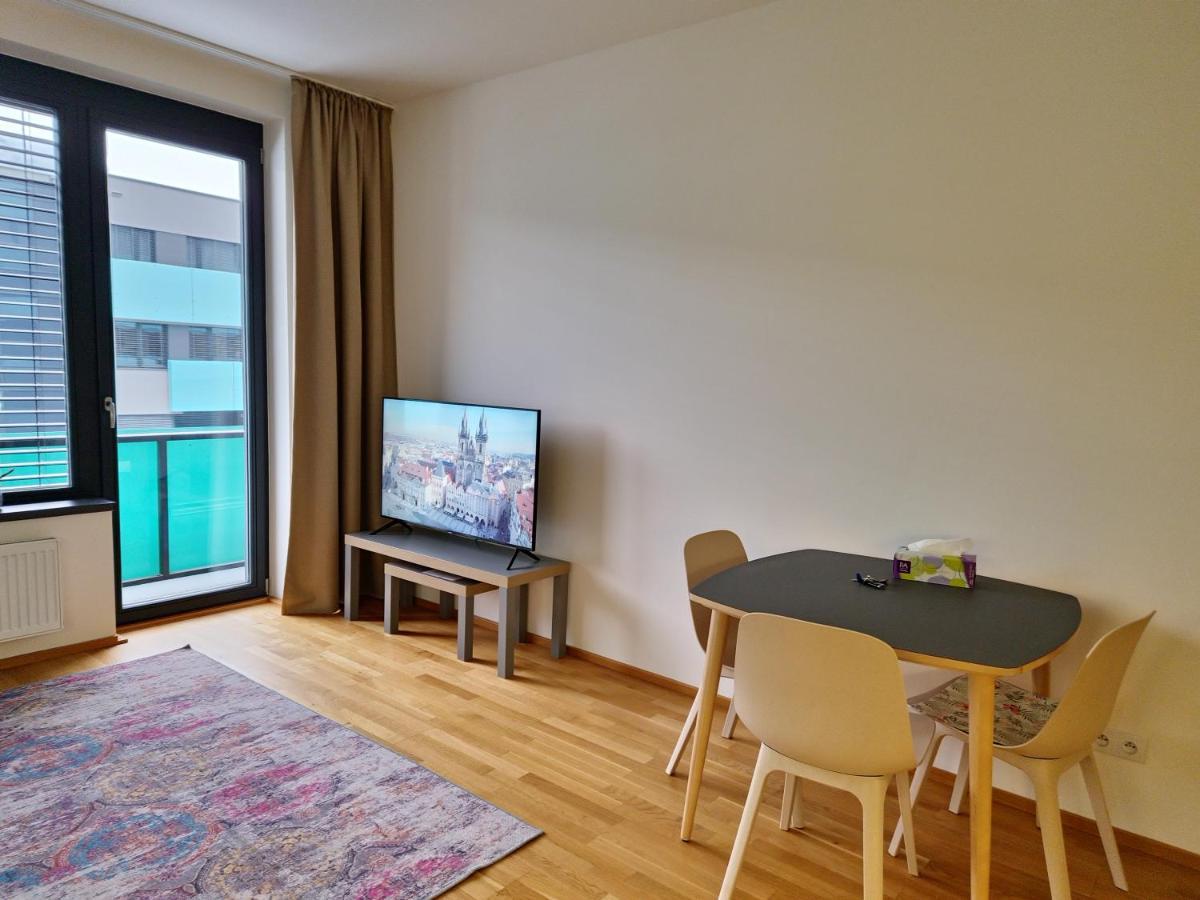 Kama Apartment