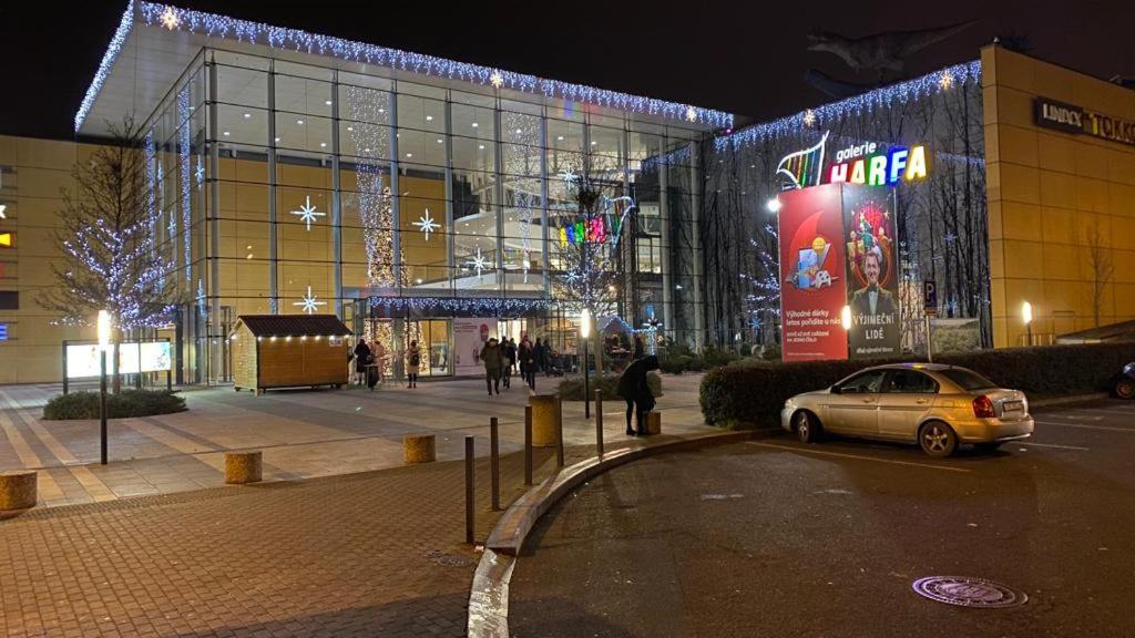 / 10 Min From Center / O2 Arena Apartment *
