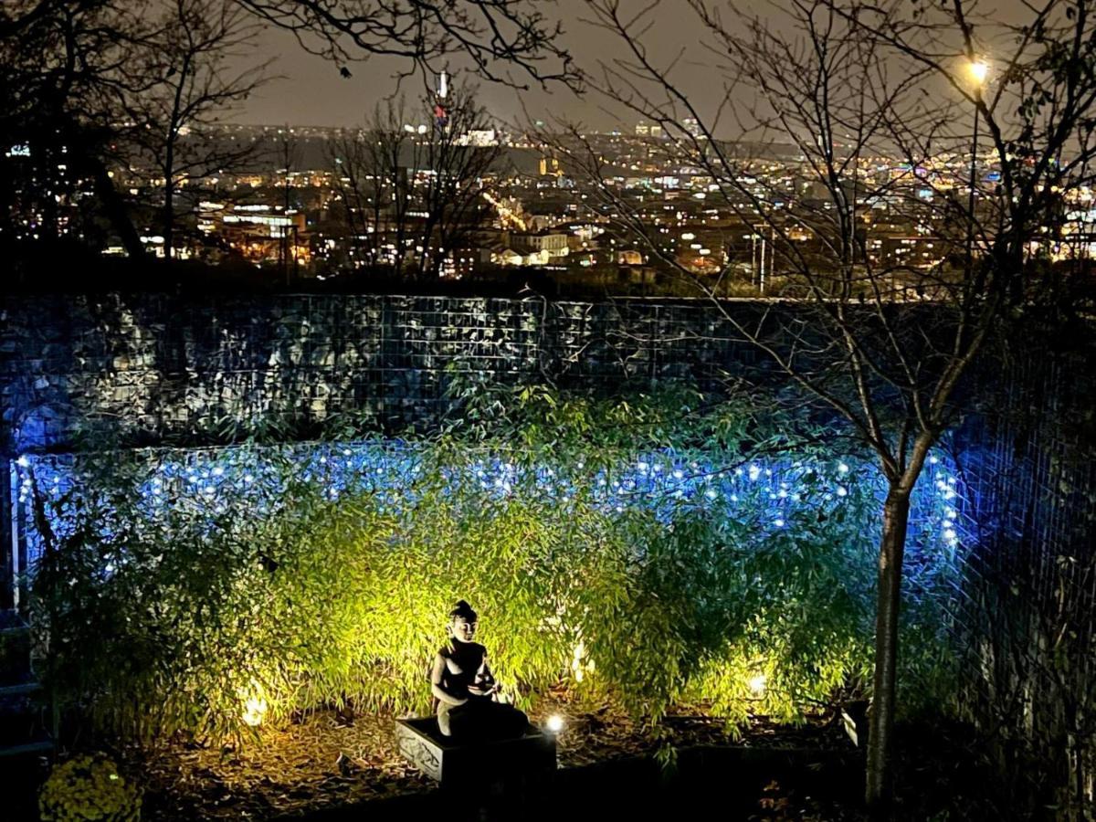 Romantic Overlooking Prag