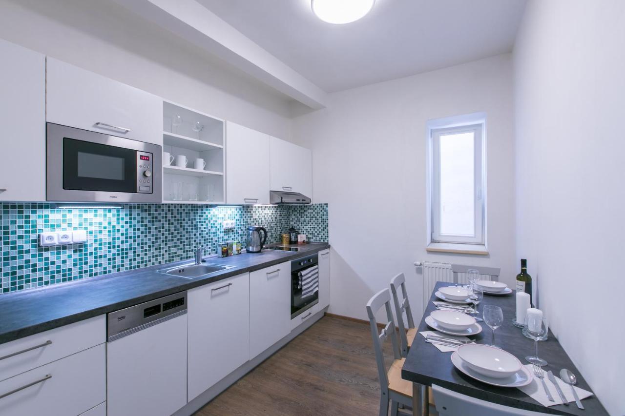 Apartment Cozy In Quiet Courtyard Near Charles Bridge Prague