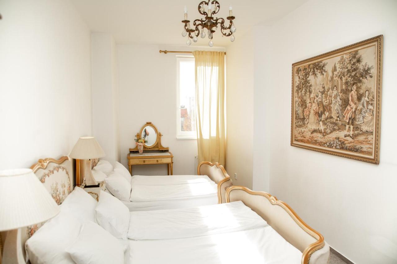 Bank Invest Apartmens - Old Town Apartment *