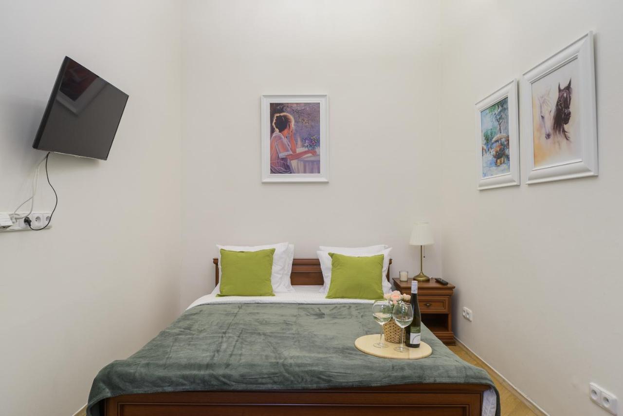 Apartment Superior Near Dlouha Street *