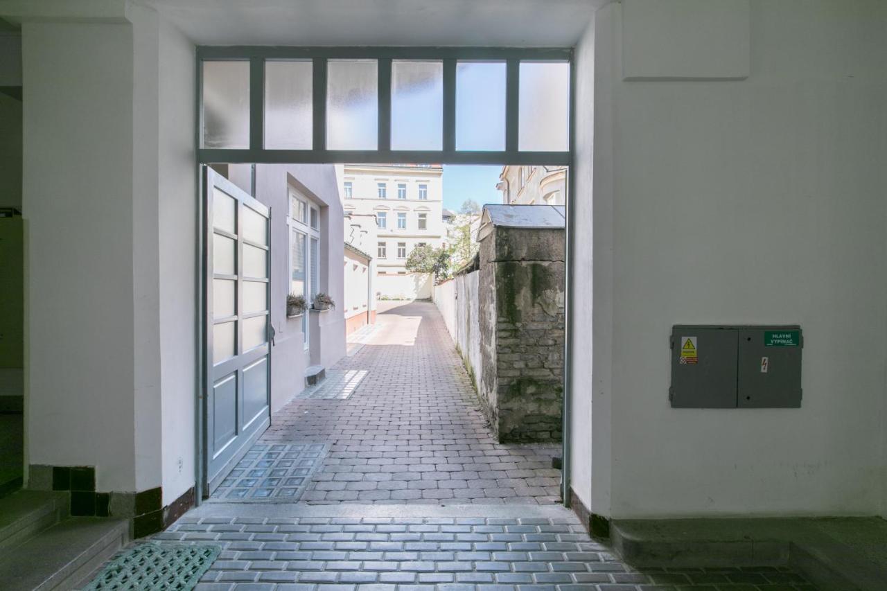 Apartment Cozy In Quiet Courtyard Near Charles Bridge Prague
