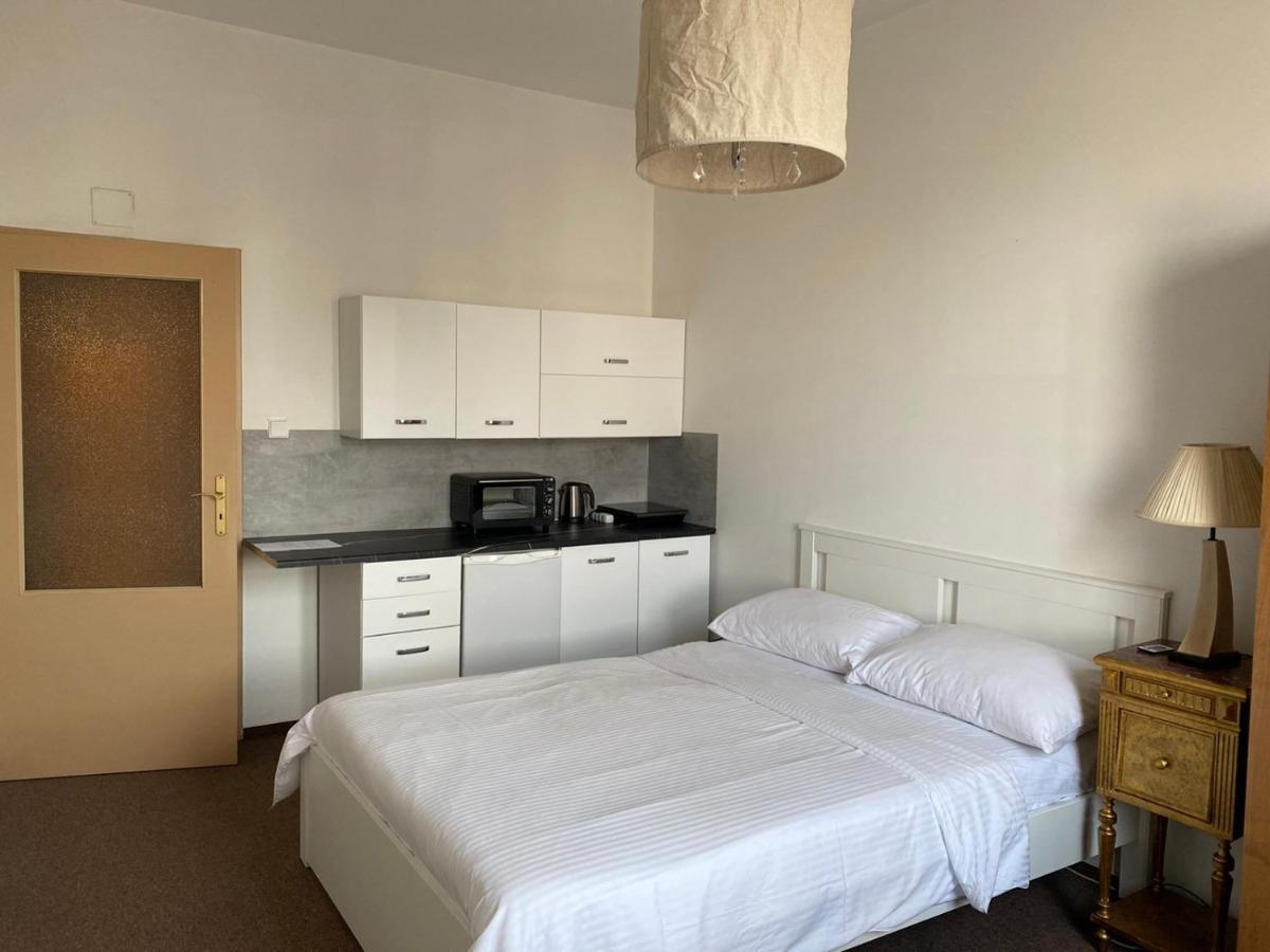 Bank Invest Apartmens - Old Town Prag