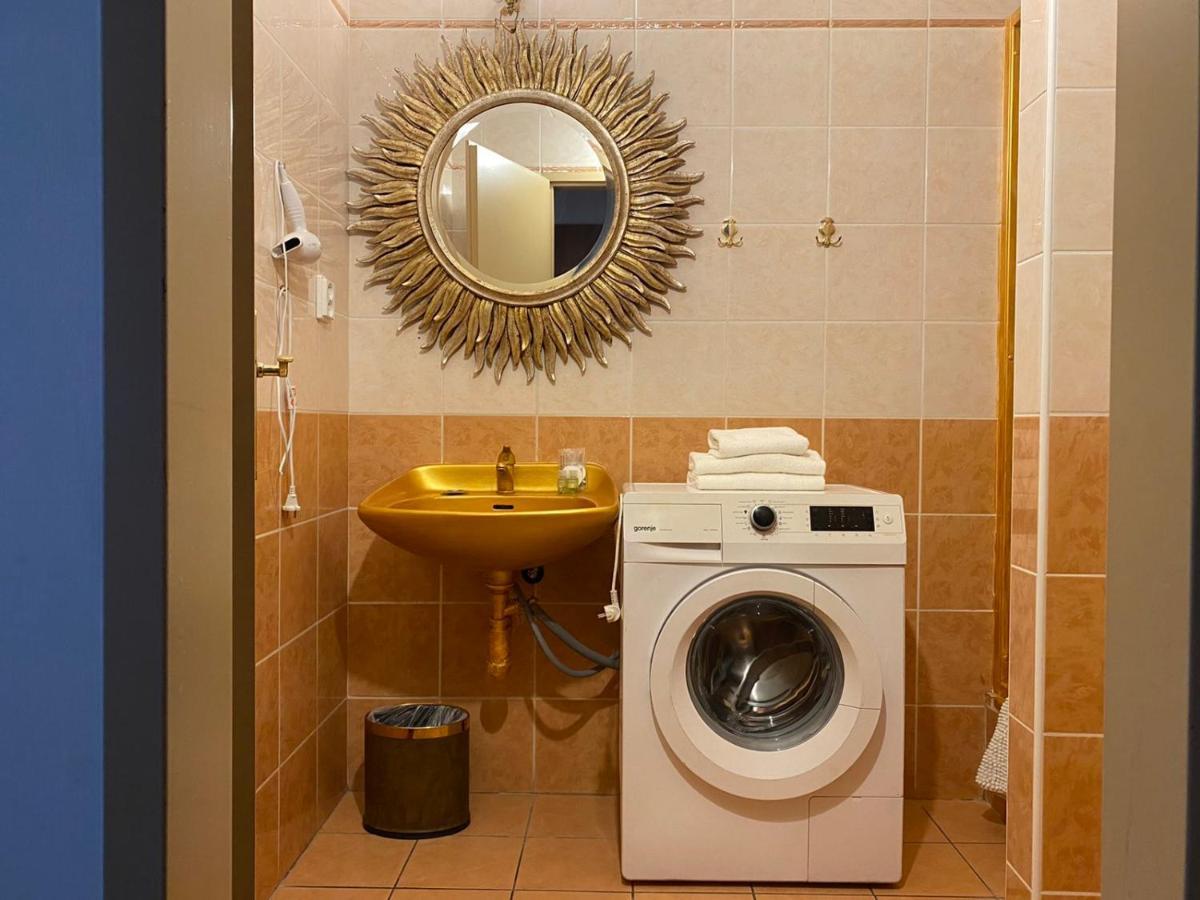 Bank Invest Apartmens - Old Town Apartment *