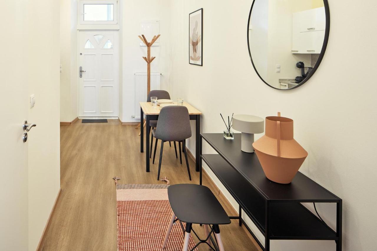 Days - Sunlit 1bdr - Netflix - Yet Quiet - New Town Apartment *