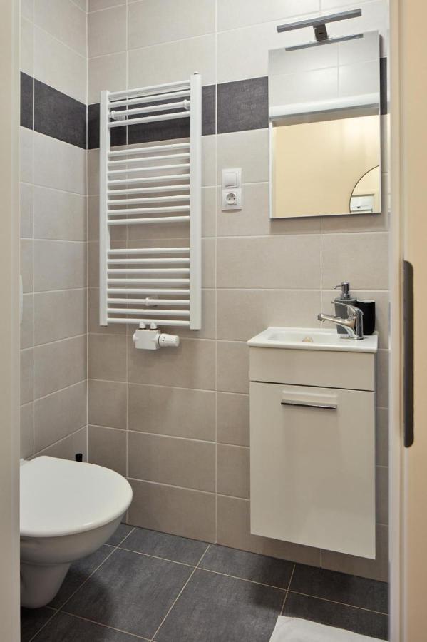 Apartment Days - Sunlit 1bdr - Netflix - Yet Quiet - New Town Prague
