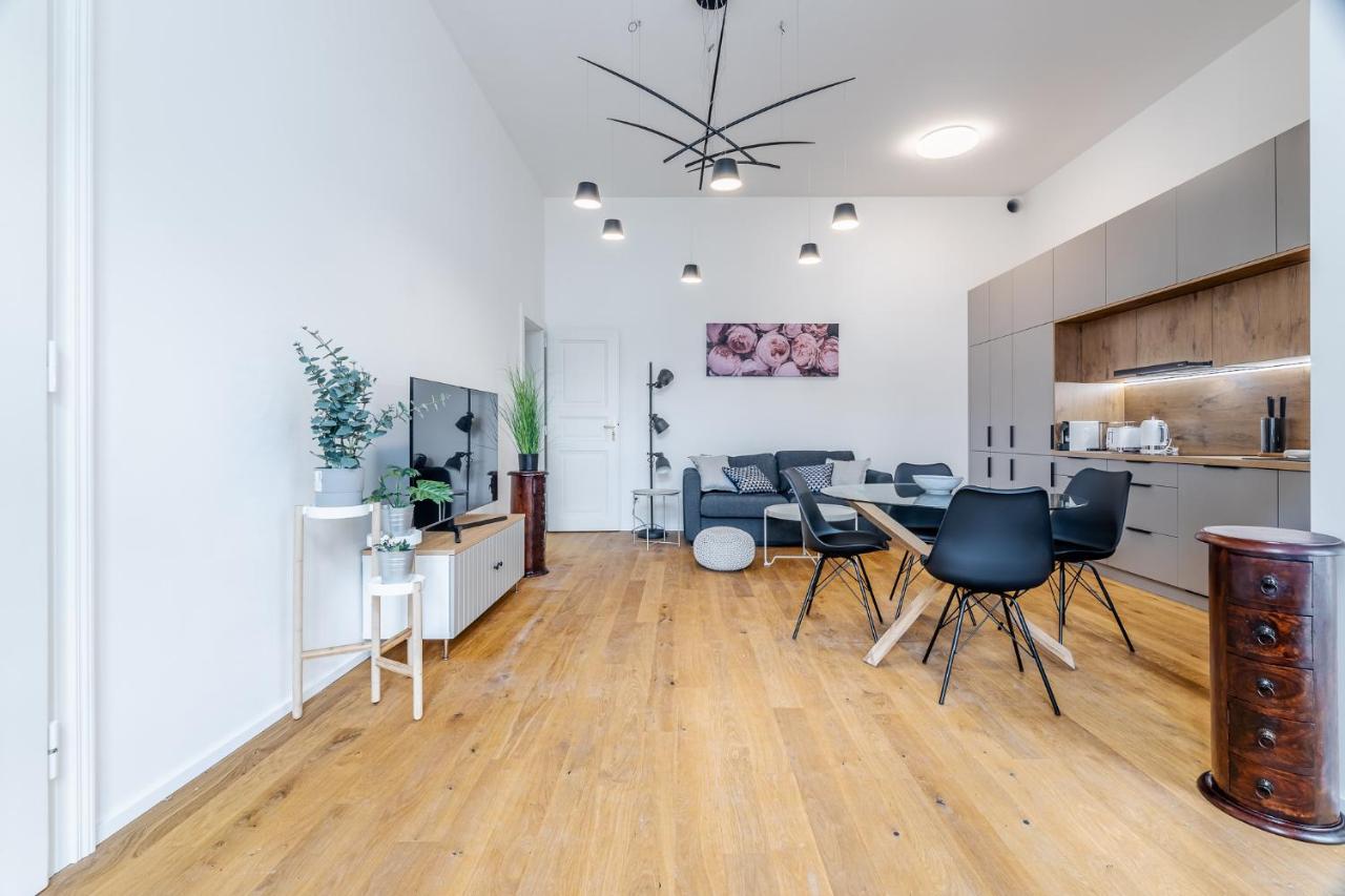 Luxury Located In Nove Mesto In The Centre Of Apartment