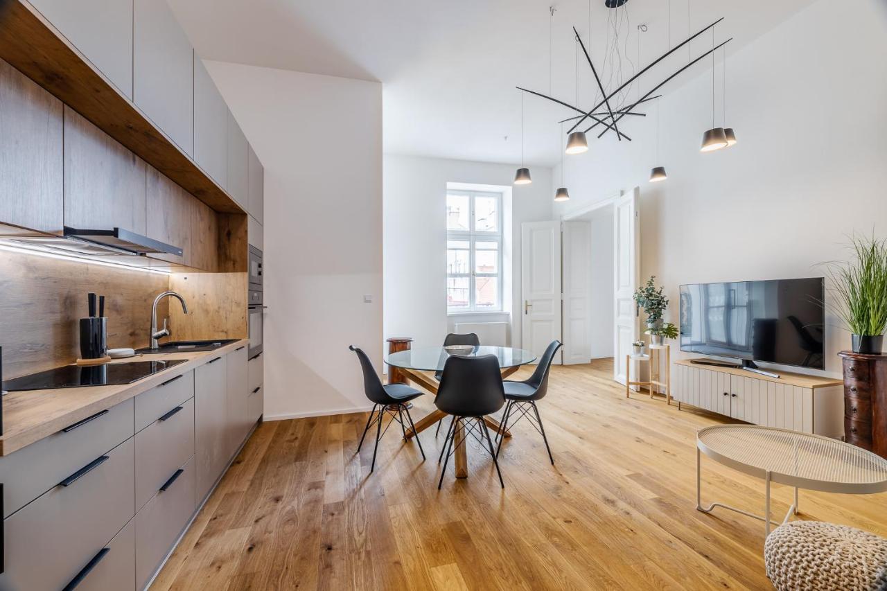 Luxury Located In Nove Mesto In The Centre Of Apartment *