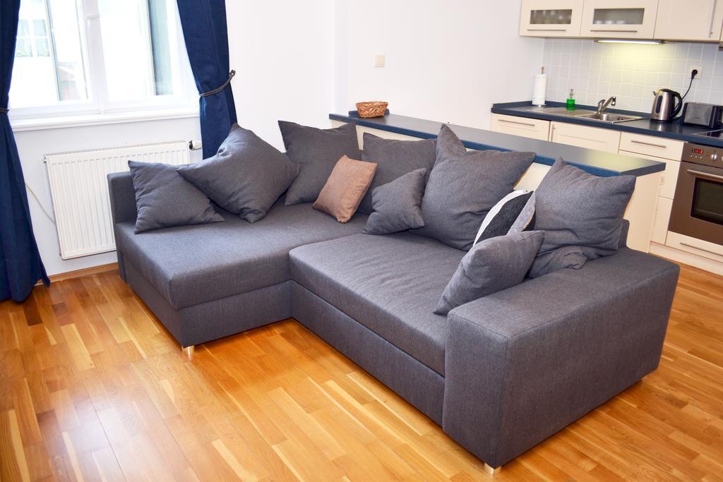 Apartment Riverside Ruterra Apartment Prag