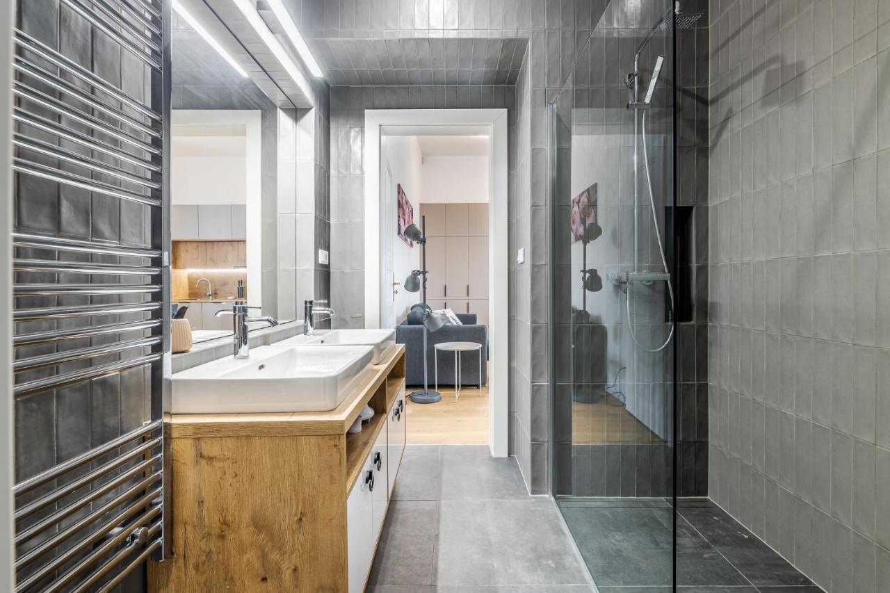 Luxury Located In Nove Mesto In The Centre Of Apartment Prag
