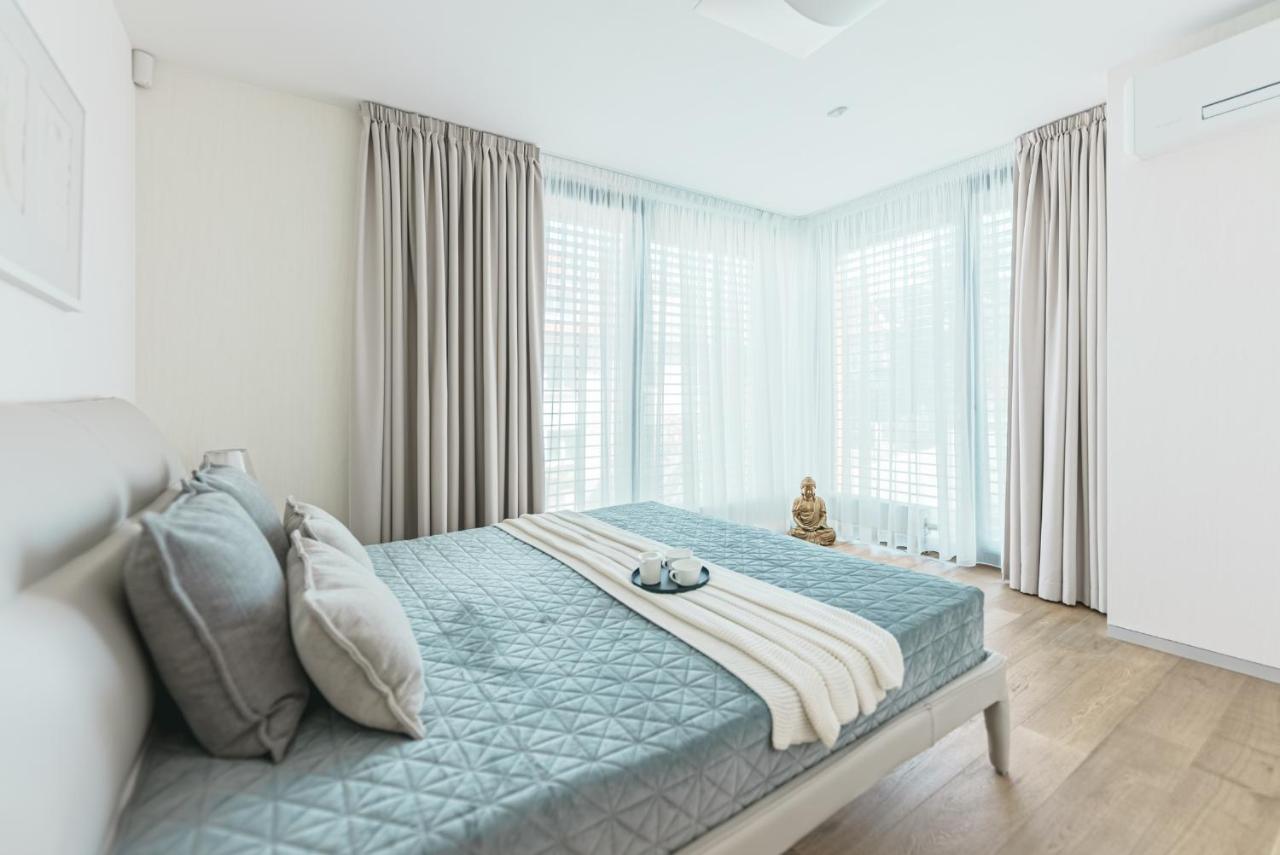 Days - Stylish With Terrace - Parking - Quiet Area * Prague