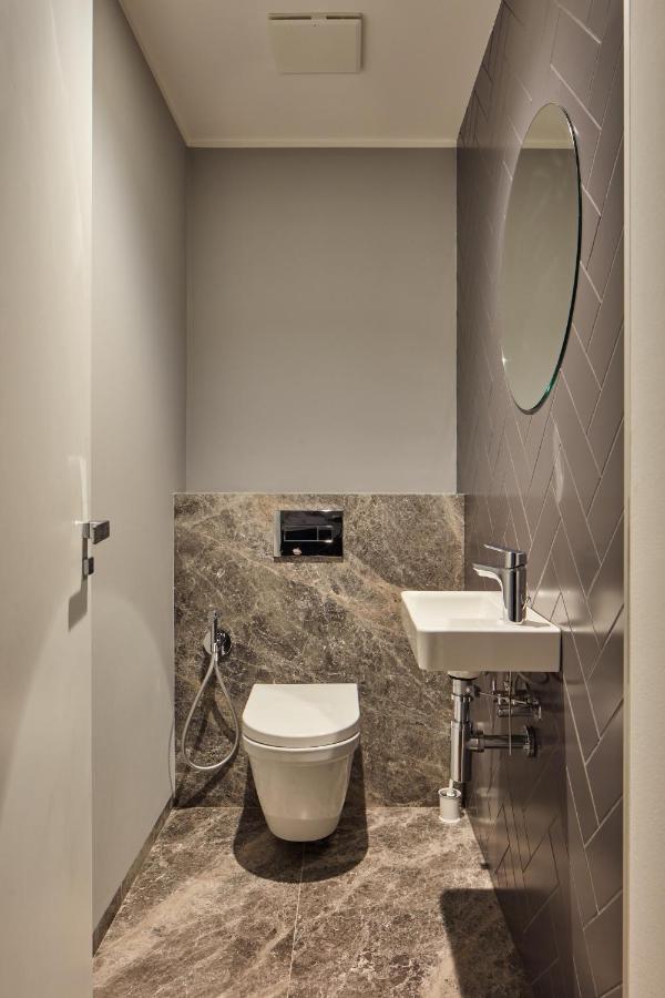 Days - Stylish With Terrace - Parking - Quiet Area *
