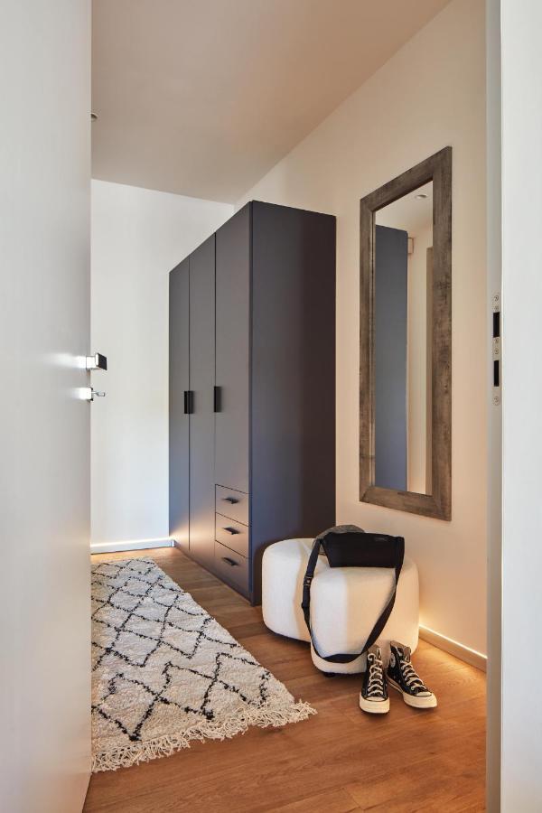 Apartment Days - Stylish With Terrace - Parking - Quiet Area