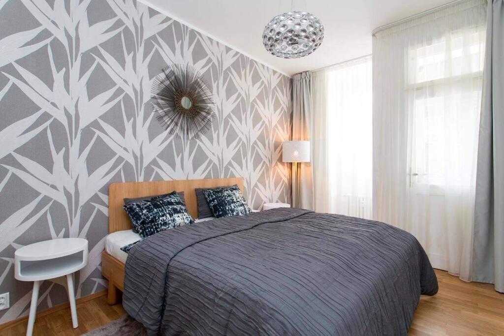 Friendly Private In The Sharing Flat Gasthof *