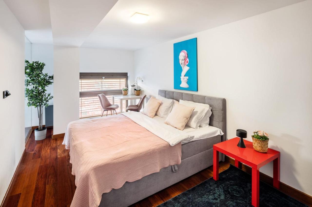 Duplex With 3 Bedrooms Prag