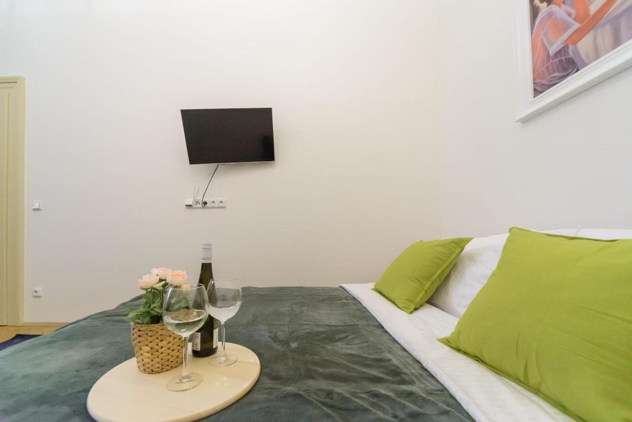 Apartment Cozy Near Stefanikuv Most Prag