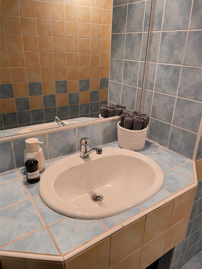 Prague Apartment *
